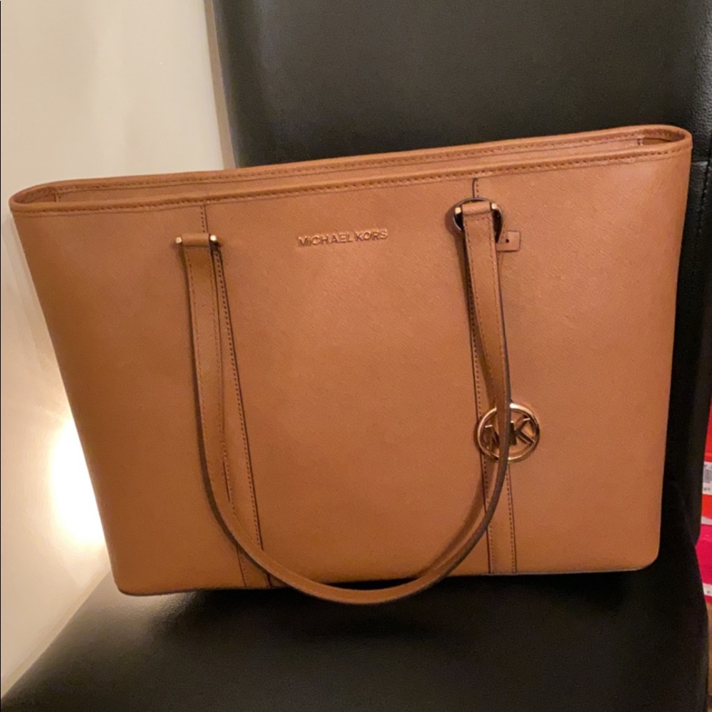 Michael Kors Tote
